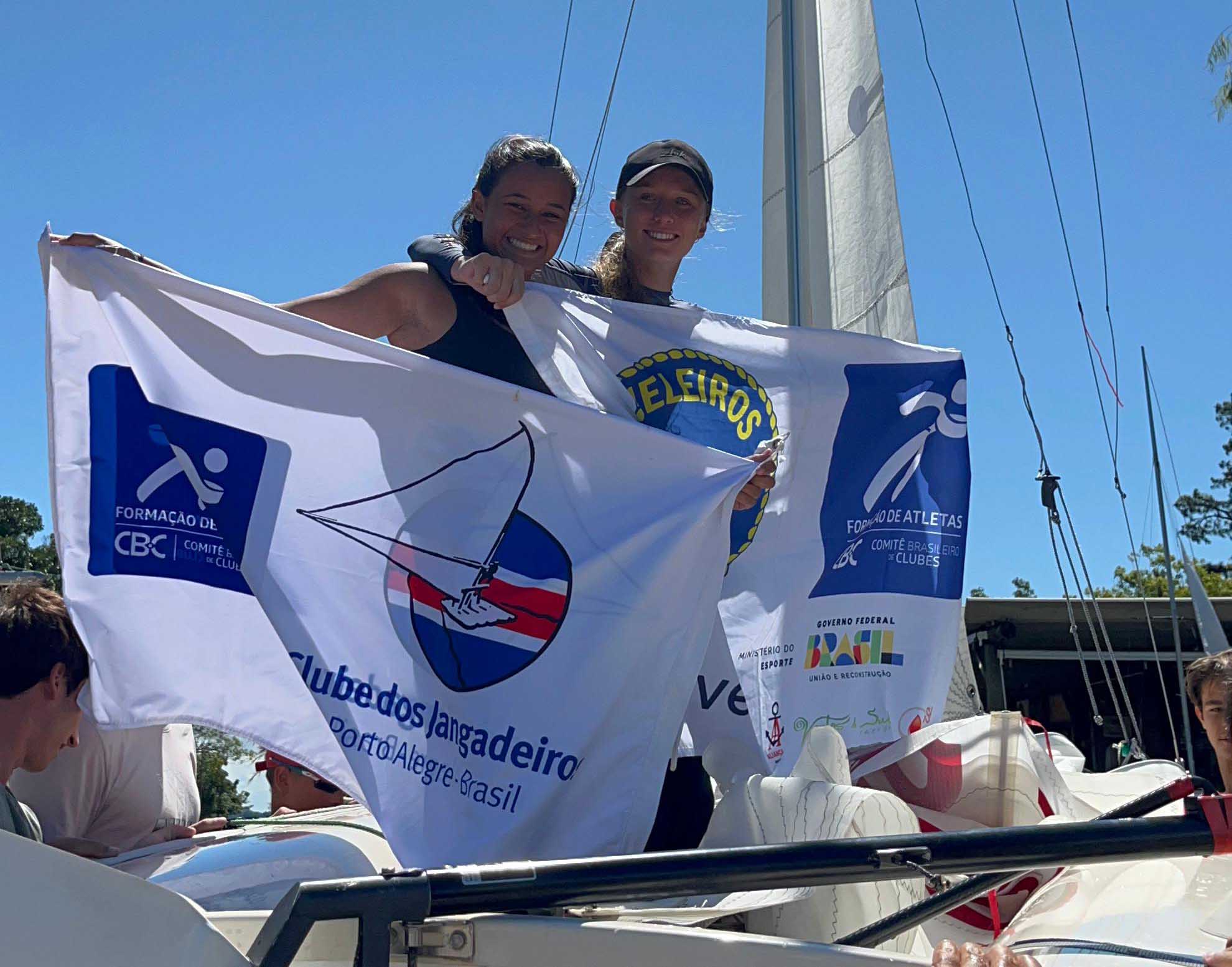 Antônia Gick e Melissa Paradeda são campeãs brasileiras de 420! Confira