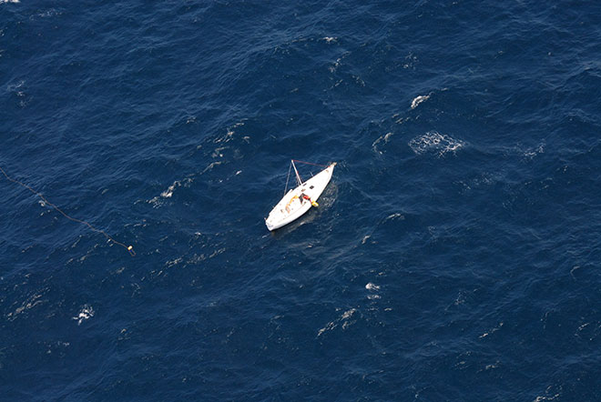 air-canada-stranded-boat